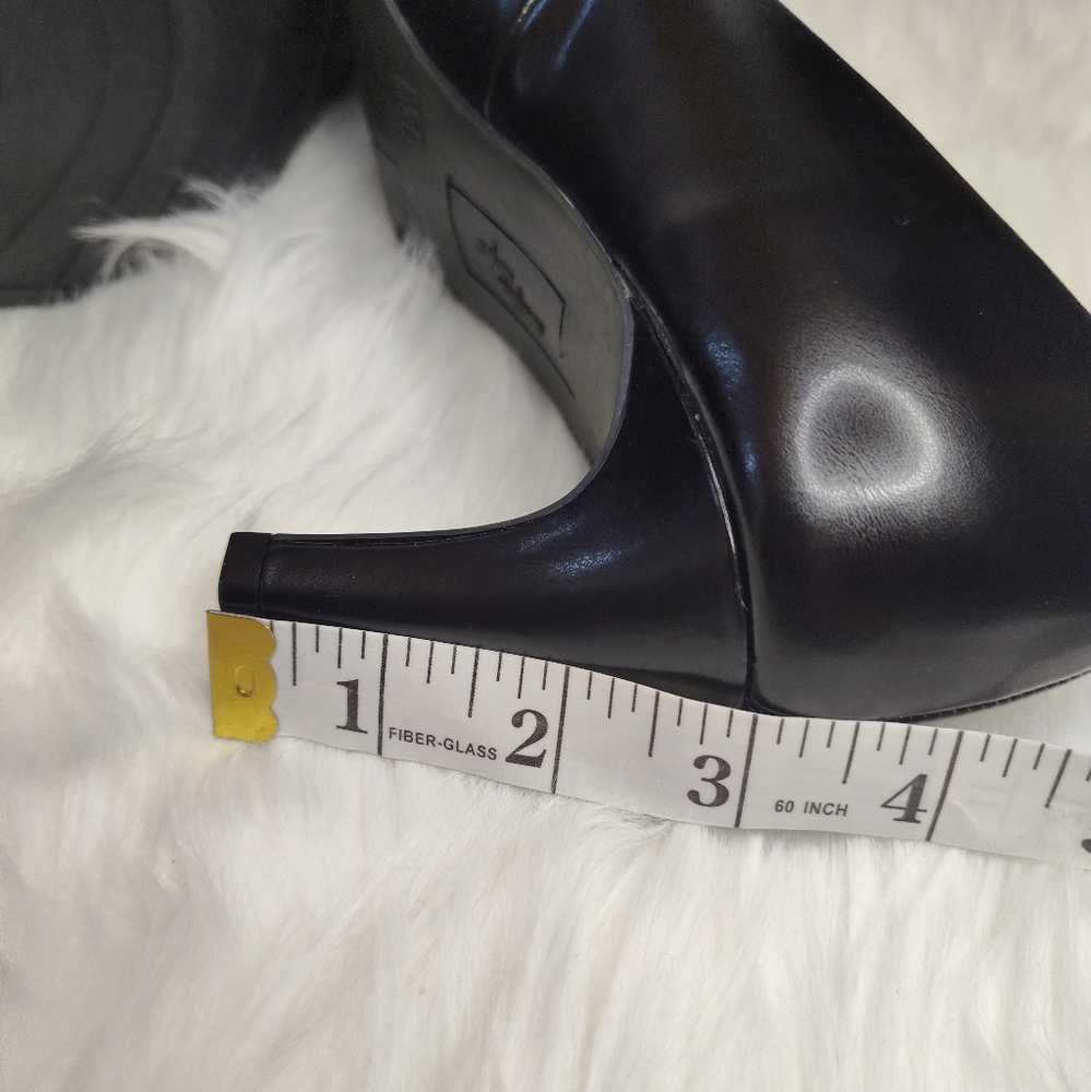 Classic Black Heels 👠 Pumps 9.5 Wide - Picture 9 of 10